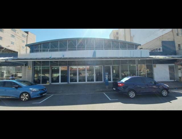 925M² SHOWROOM TO LET IN DURBAN CENTRAL